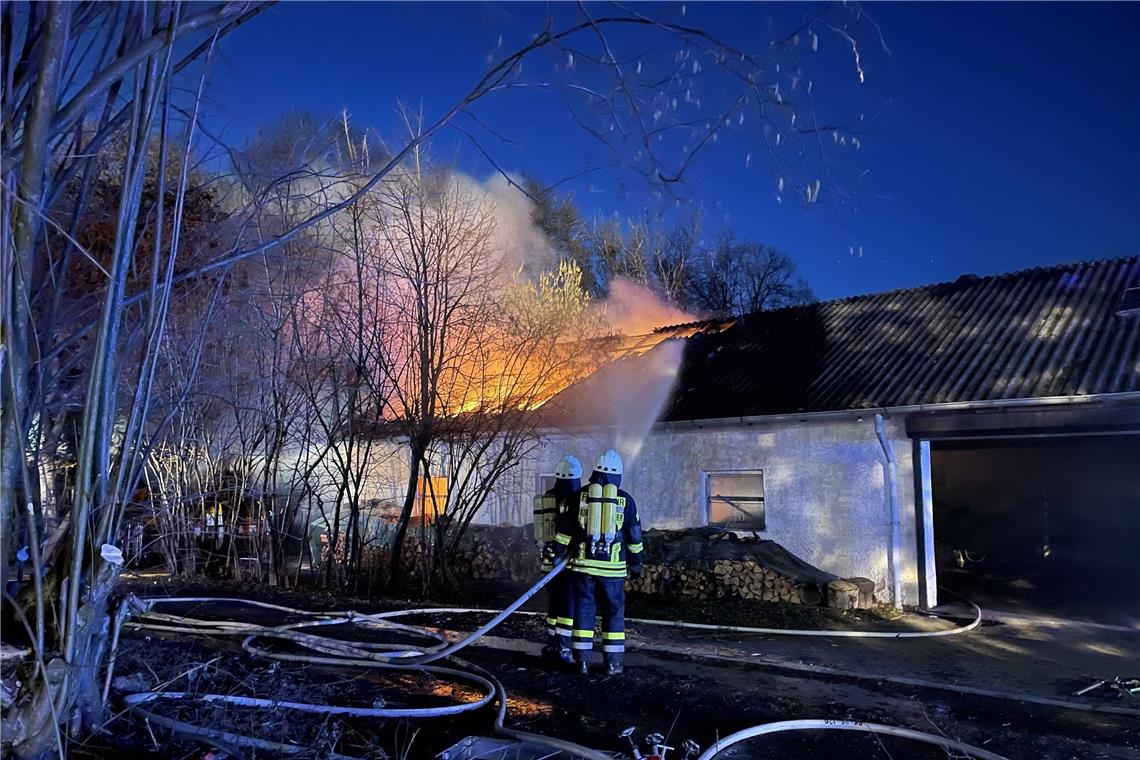 50000 Euro Schaden bei Brand eines landwirtschaftlichen Gebäudes