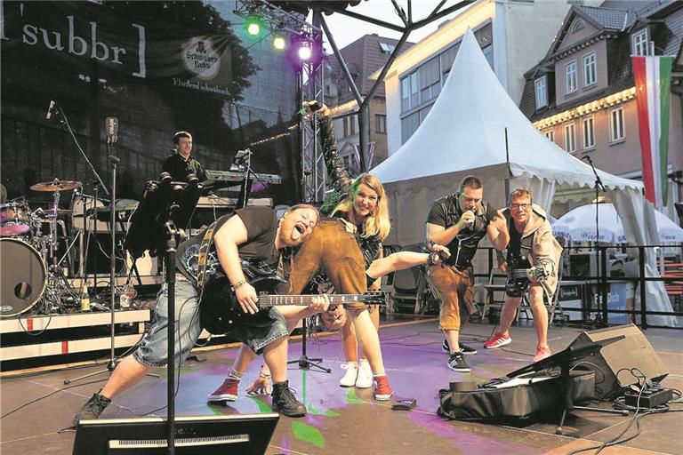 Hotspot Marktplatz: Im Zentrum des Straßenfestes