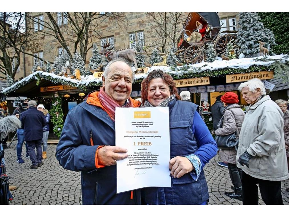 Der schönste Stand hat eine Kutsche auf dem Dach