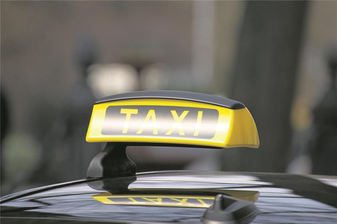 Taxifahrgast muss 900 Euro blechen