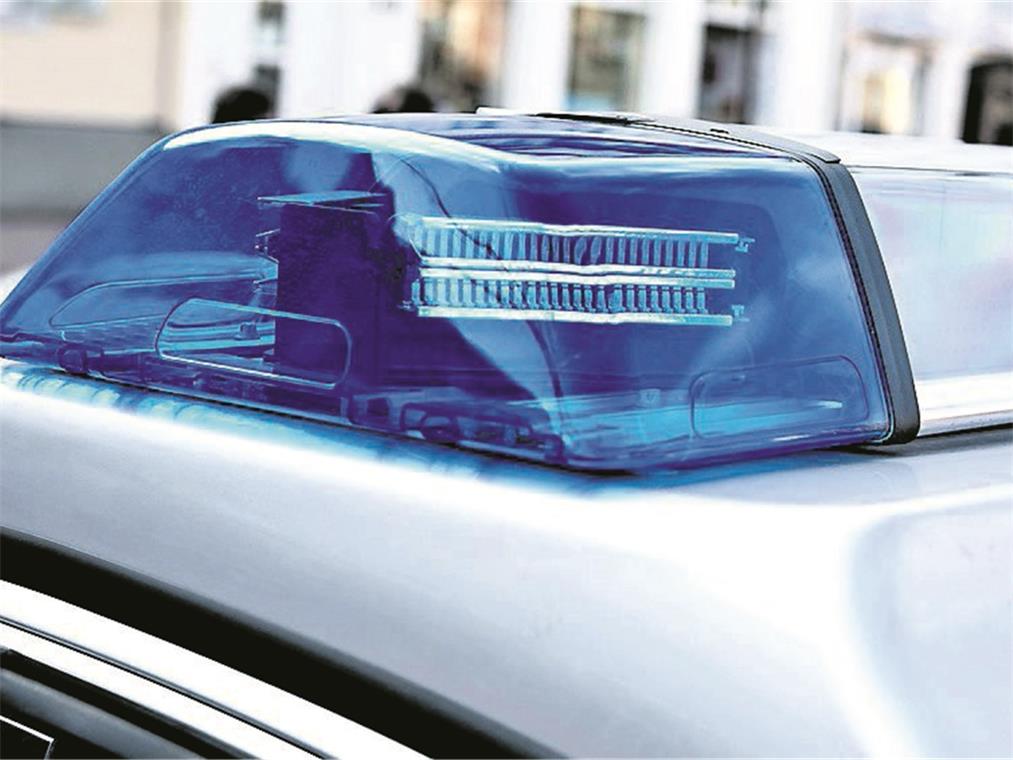 B29 nach Unfall gesperrt B29 nach Unfall gesperrt