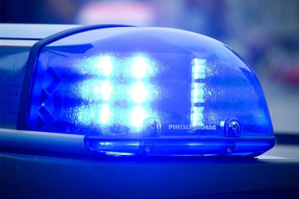 Mehr als 70 Autos mutwillig beschädigt Mehr als 70 Autos mutwillig beschädigt