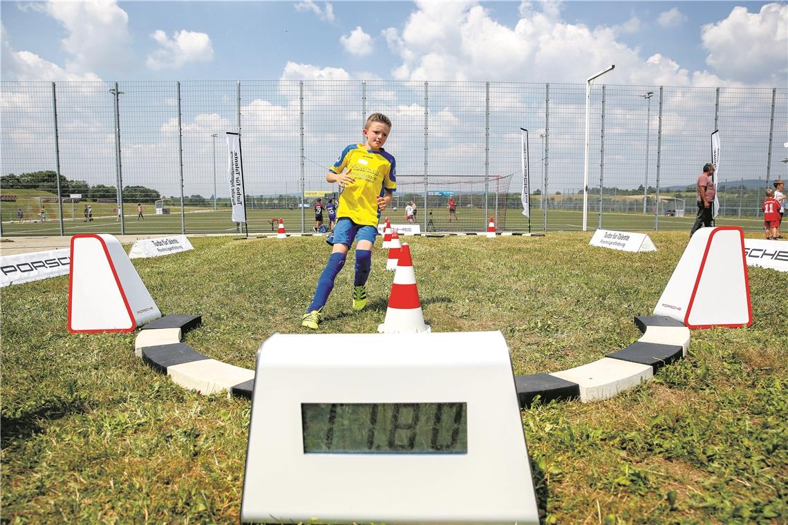 Ein Fußballfest und zwei Geburtstage Ein Fußballfest und zwei Geburtstage