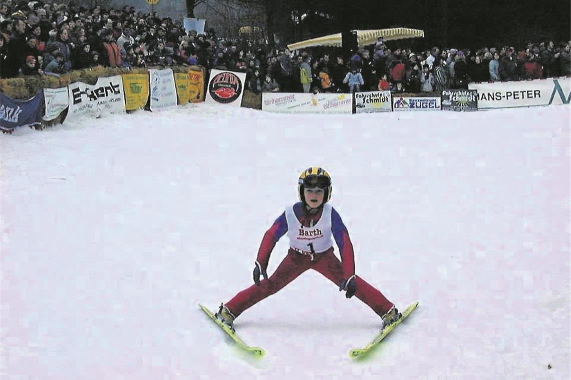 Ski-Adler, die durchs Lautertal fliegen