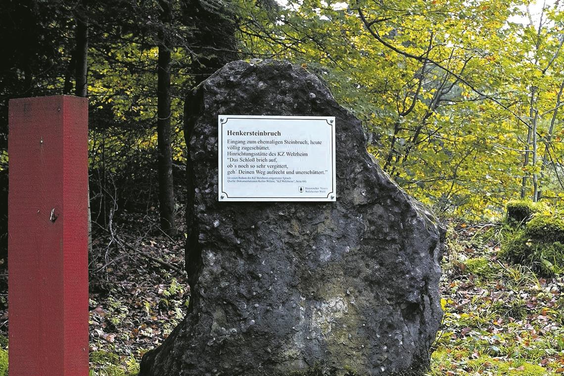 Naturfreunde begeben sich an Orte der Taten Naturfreunde begeben sich an Orte der Taten