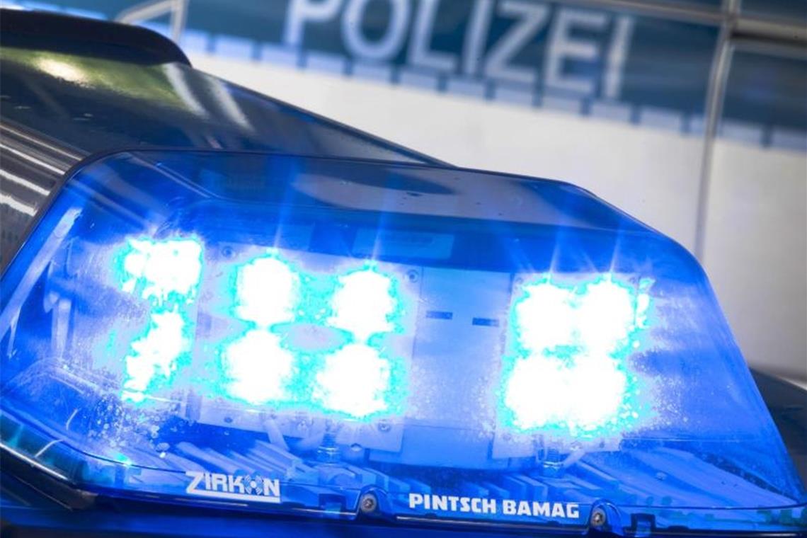 Im gestohlenen Auto ohne Führerschein Im gestohlenen Auto ohne Führerschein