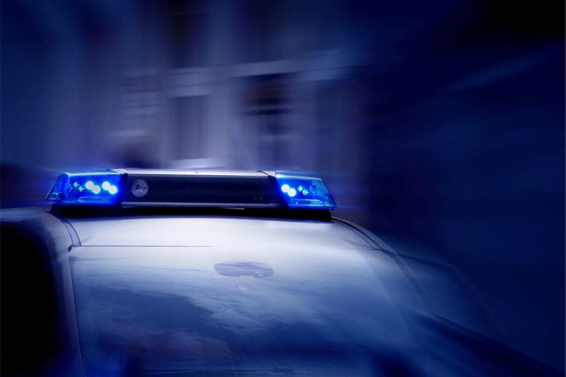 Schwerer Verkehrsunfall nach Wendemanöver Schwerer Verkehrsunfall nach Wendemanöver