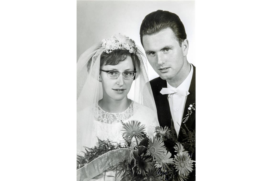 Ingrid und Klaus Bertsch aus Backnang feiern diamantene Hochzeit Ingrid und Klaus Bertsch aus Backnang feiern diamantene Hochzeit