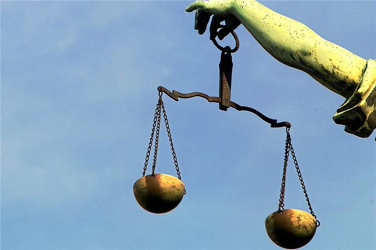Zwei Jahre auf Bewährung für Tritte gegen Kopf