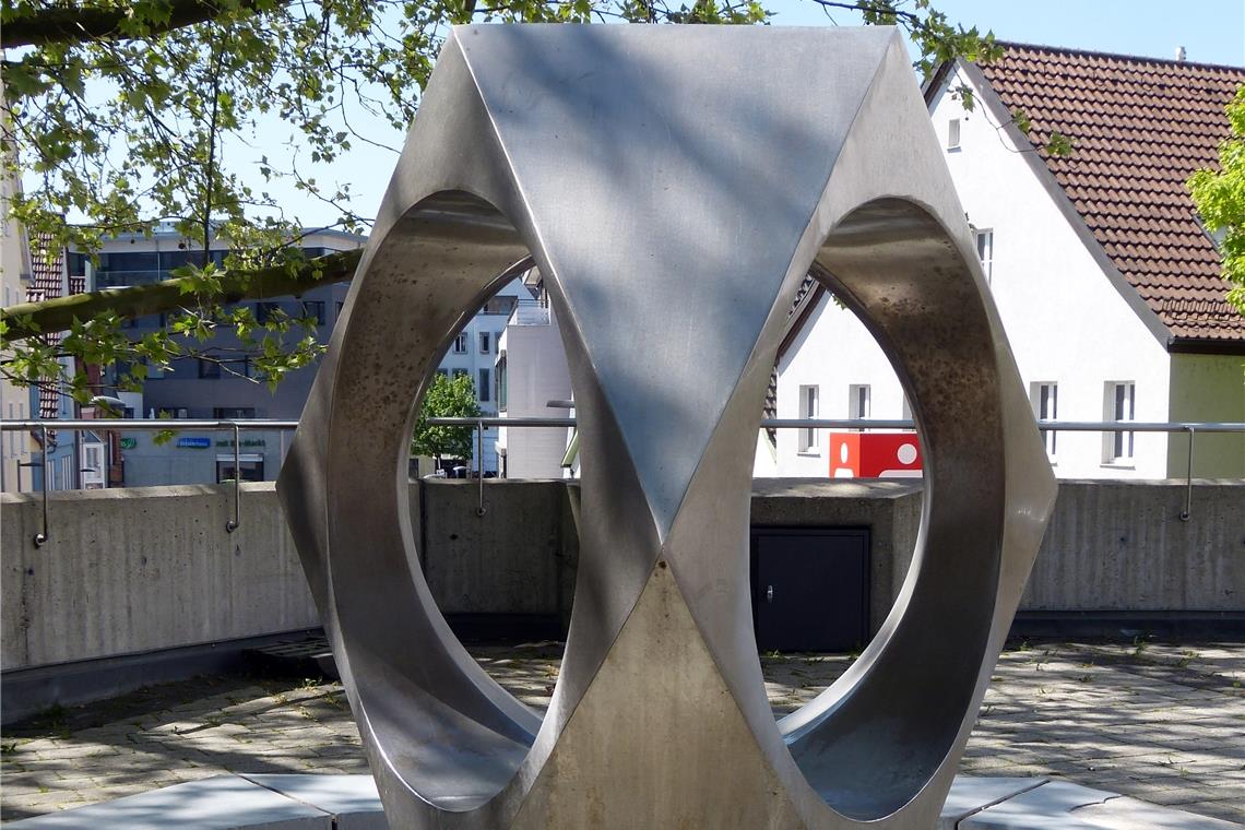 Spaziergang zur Kunst im öffentlichen Raum Spaziergang zur Kunst im öffentlichen Raum
