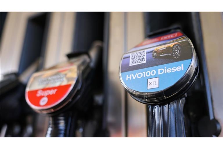 Biogen und synthetisch: HVO100 wird immer häufiger an Tankstellen angeboten.