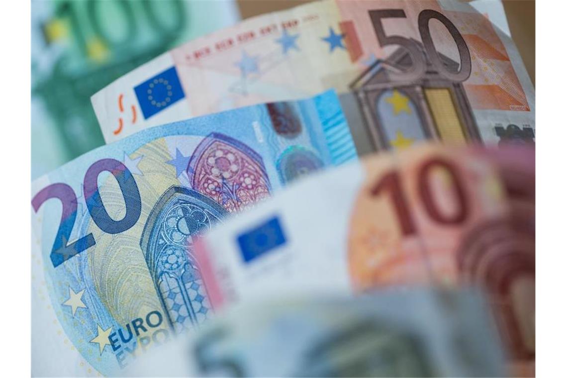 Kräftiges Steuerplus spielt Ampel-Verhandlern in die Karten Bis 2025 sollen rund 179 Milliarden Euro mehr in die Kassen fließen als geplant. Foto: Daniel Karmann/dpa