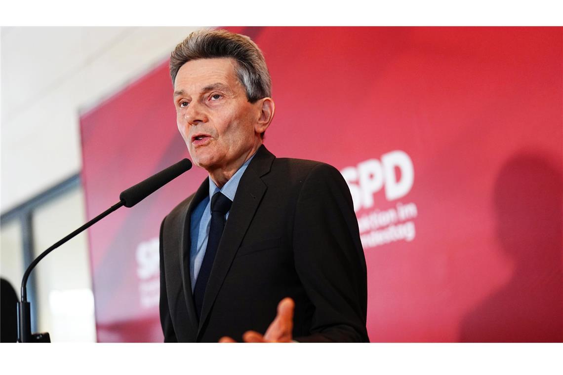 Die sicherheitspolitischen Tagträumer in der SPD Bis zur Wahl war er SPD-Fraktionschef: Rolf Mützenich.