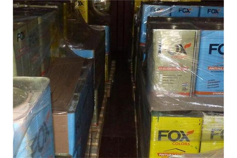 Blechdosen gefüllt mit Kokain (undatierte Aufnahme). In fünf Containern aus Paraguay hat der Hamburger Zoll mehr als 16 Tonnen Kokain sichergestellt. Foto: -/Zollfahndungsamt Hamburg/dpa