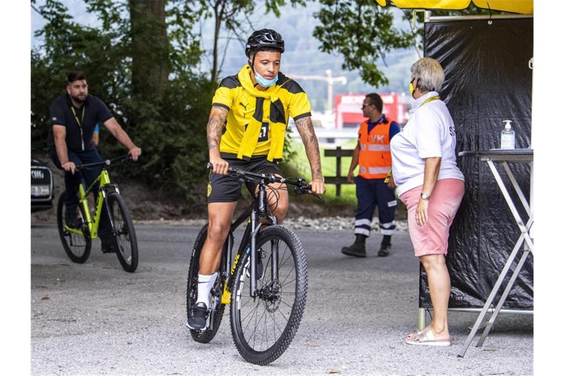 Sancho bleibt dem BVB erhalten: „Entscheidung ist defintiv“ Bleibt in der kommenden Saison definitiv beim BVB: Jadon Sancho. Foto: David Inderlied/dpa