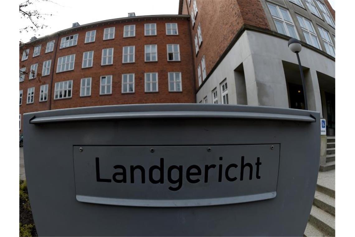 Wehrmachts-Panzer in Keller - 84-Jähriger vor Gericht Blick auf das Gebäude des Landgerichtes in Kiel (Schleswig-Holstein). Foto: picture alliance / dpa