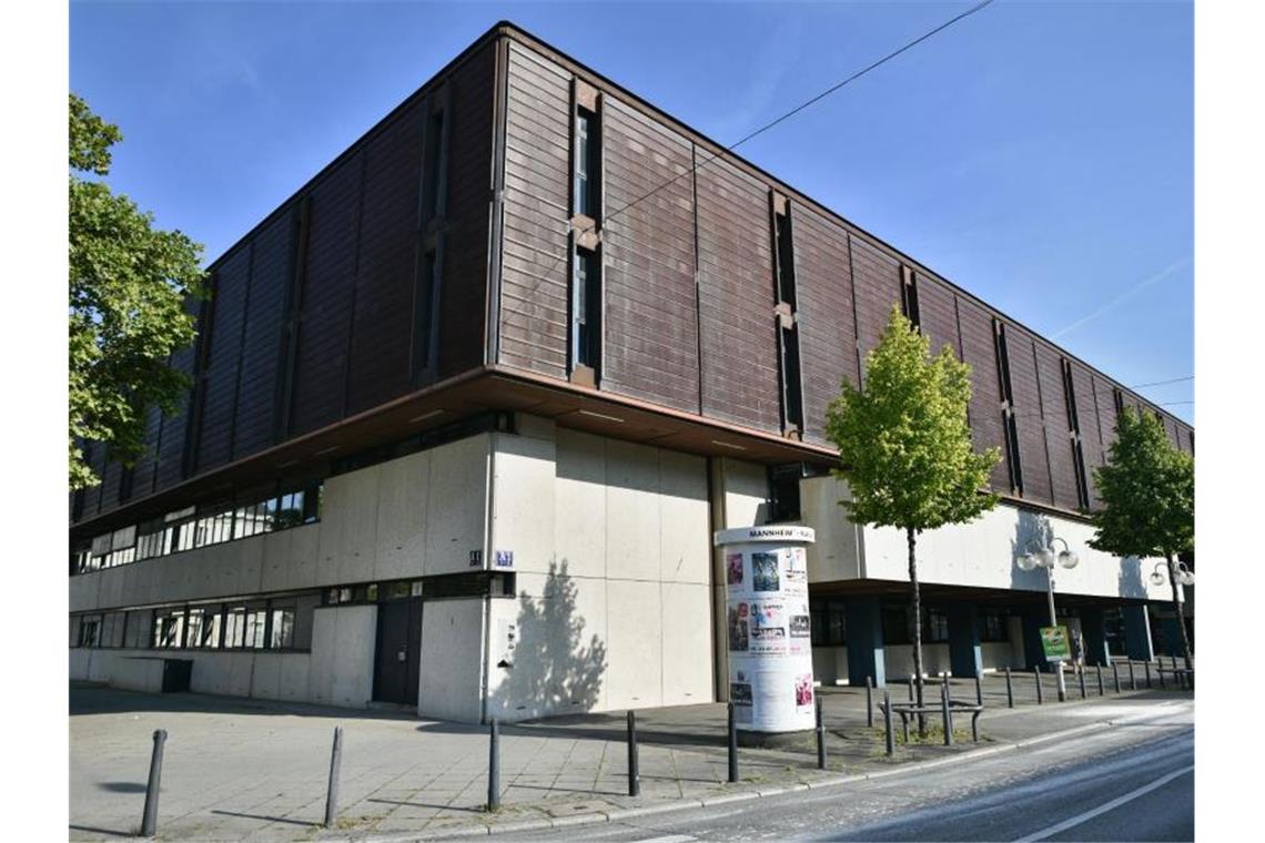 Blick auf das Gebäudes des Landgerichts in Mannheim. Foto: picture alliance / dpa/Archivbild