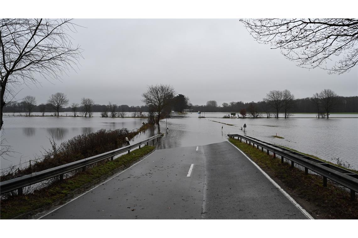 Blick auf das Hochwassergebiet bei Lathen in Niedersachsen.
