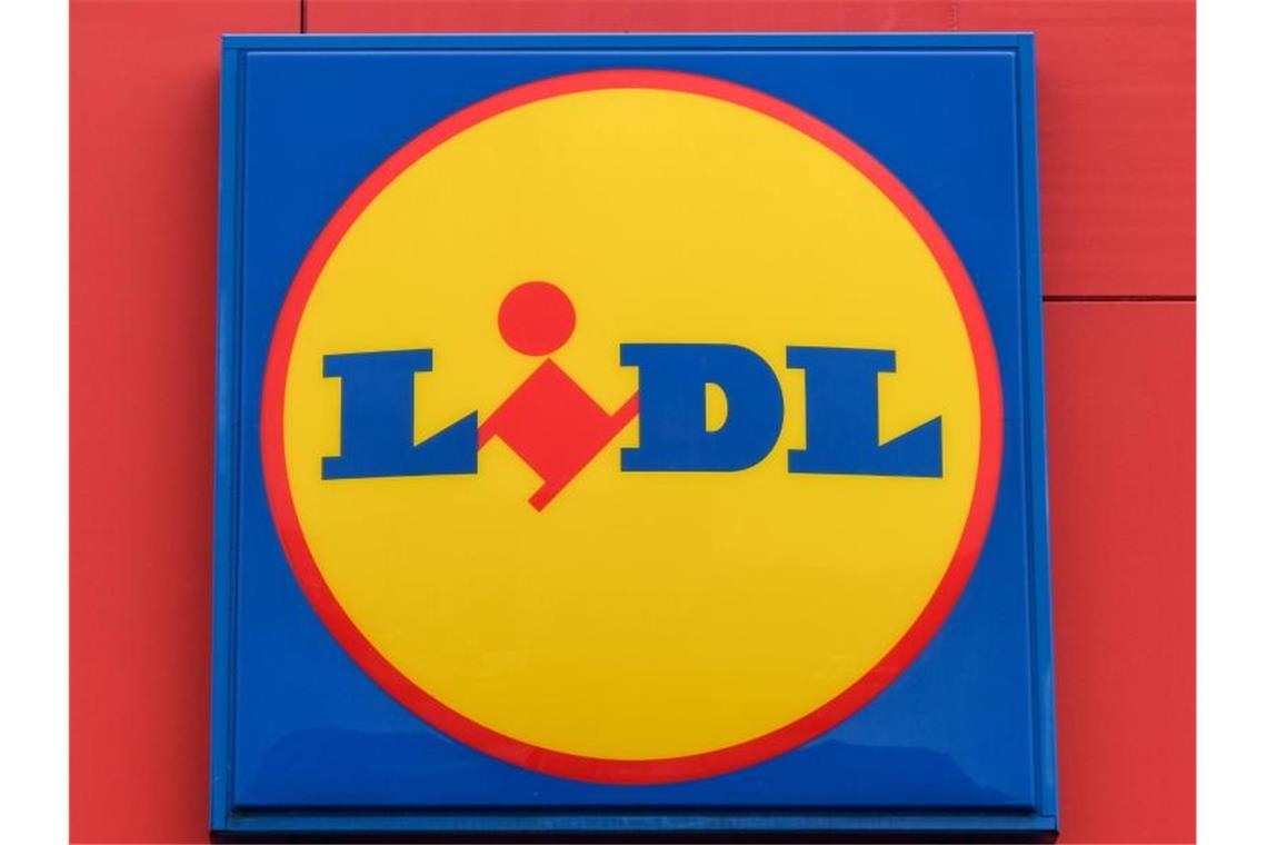 Blick auf das Logo des Discounterunternehmens Lidl. Foto: Jens Kalaene/dpa-Zentralbild/dpa/Symbolbild