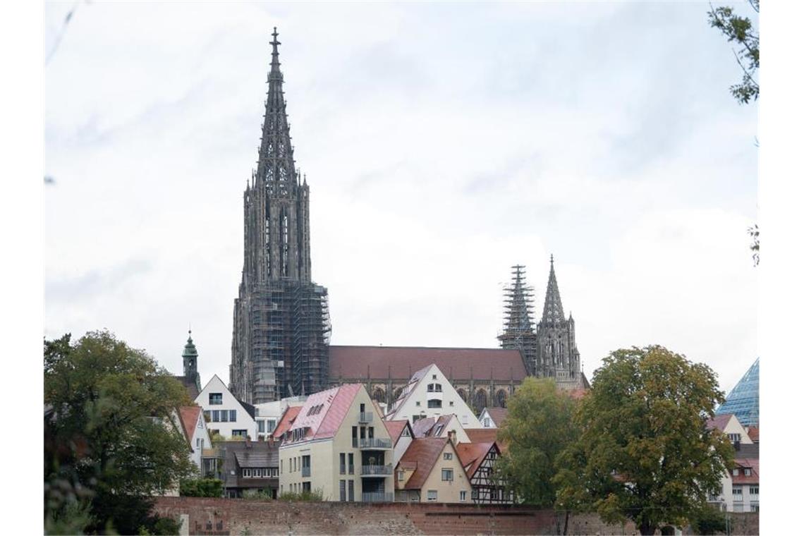 Blick auf das Ulmer Münster. Foto: Sebastian Gollnow/dpa/Archivbild
