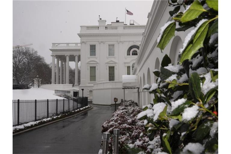 Blick auf das Weiße Haus in Washington. Foto: Evan Vucci/AP/dpa/Symbolbild/Archiv