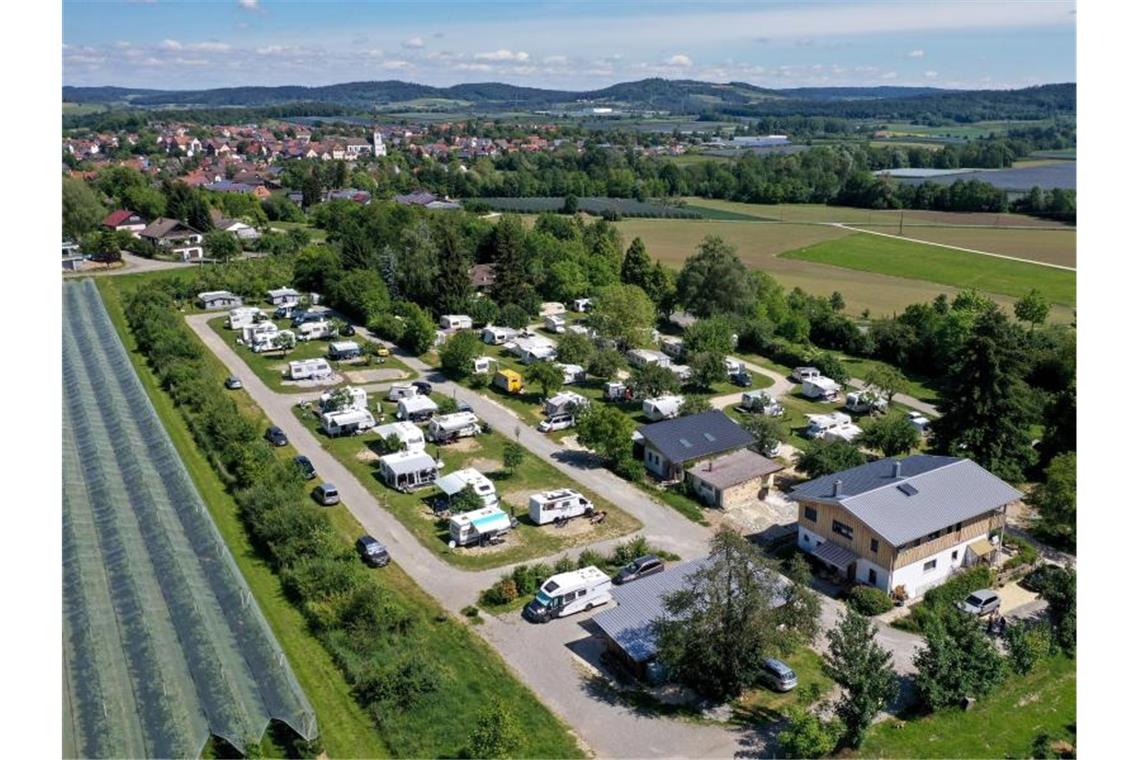 Blick auf den Campinggarten Wahlwies, der nur wenige Kilometer vom Bodensee entfernt ist. Foto: Felix Kästle/dpa/Archivbild