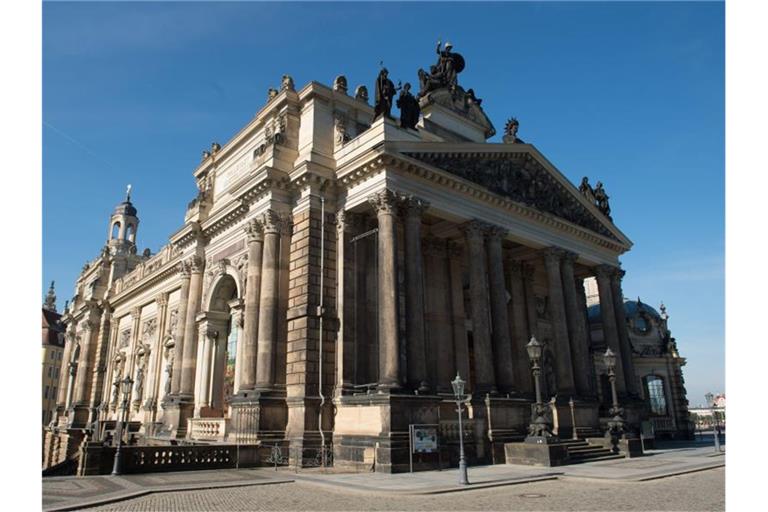 Blick auf den Lipsiusbau. Foto: Sebastian Kahnert/dpa-Zentralbild/dpa/Archivbild