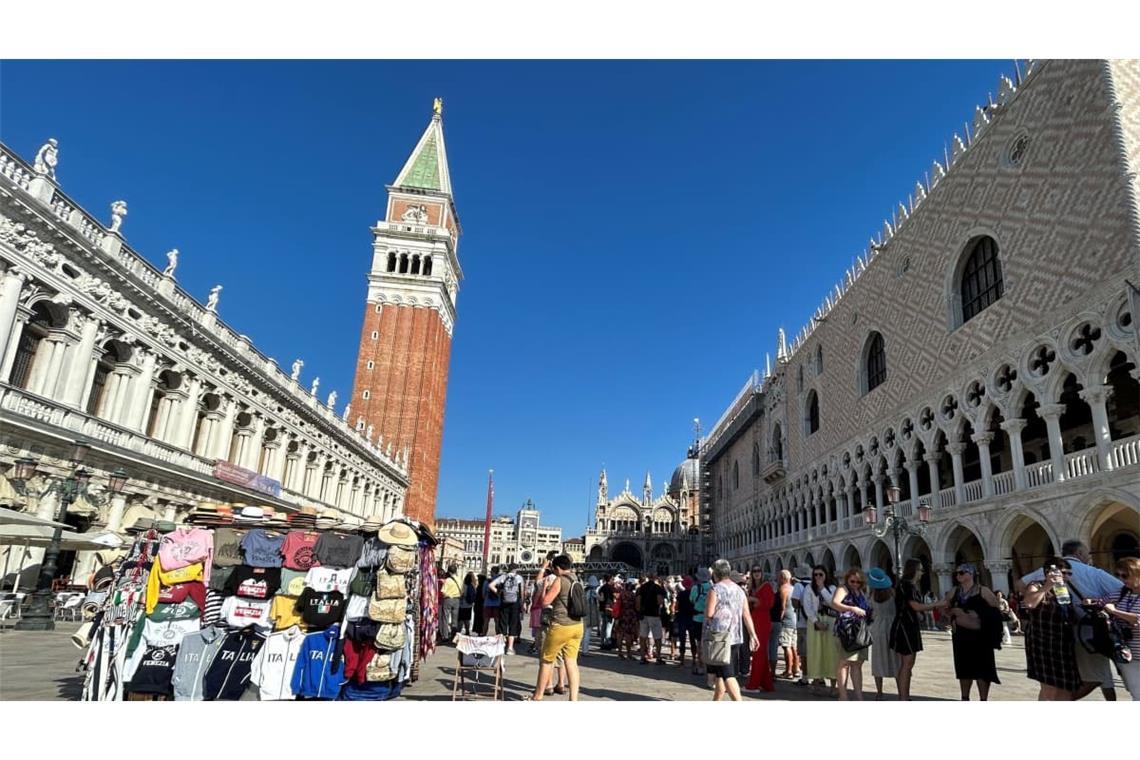 Blick auf den Markusplatz in Venedig (Archivbild)