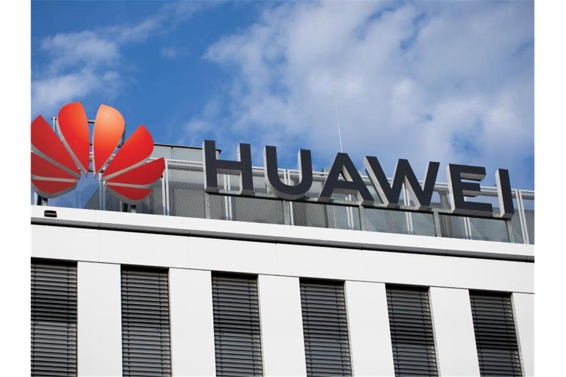 USA verschärfen Sanktionen gegen Huawei Blick auf die deutsche Huawei-Zentrale. Foto: Rolf Vennenbernd/dpa