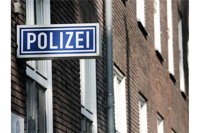 Blick auf ein Polizeipräsidium. Foto: Roland Weihrauch/dpa/Symbolbild