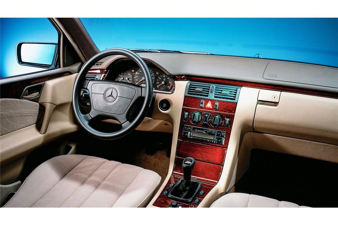 Blick in das T-Modell der E-Klasse.