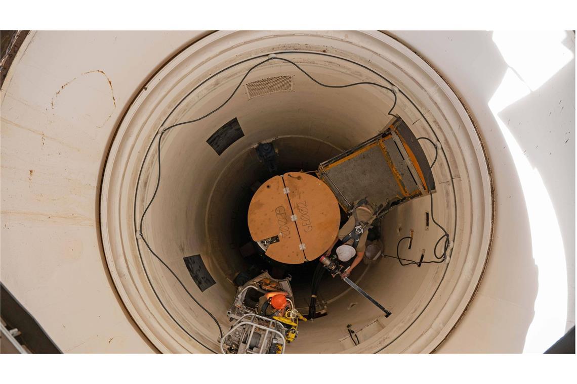 Blick in den Bunker einer US-Interkontinentalrakete vom Typ Minuteman III.