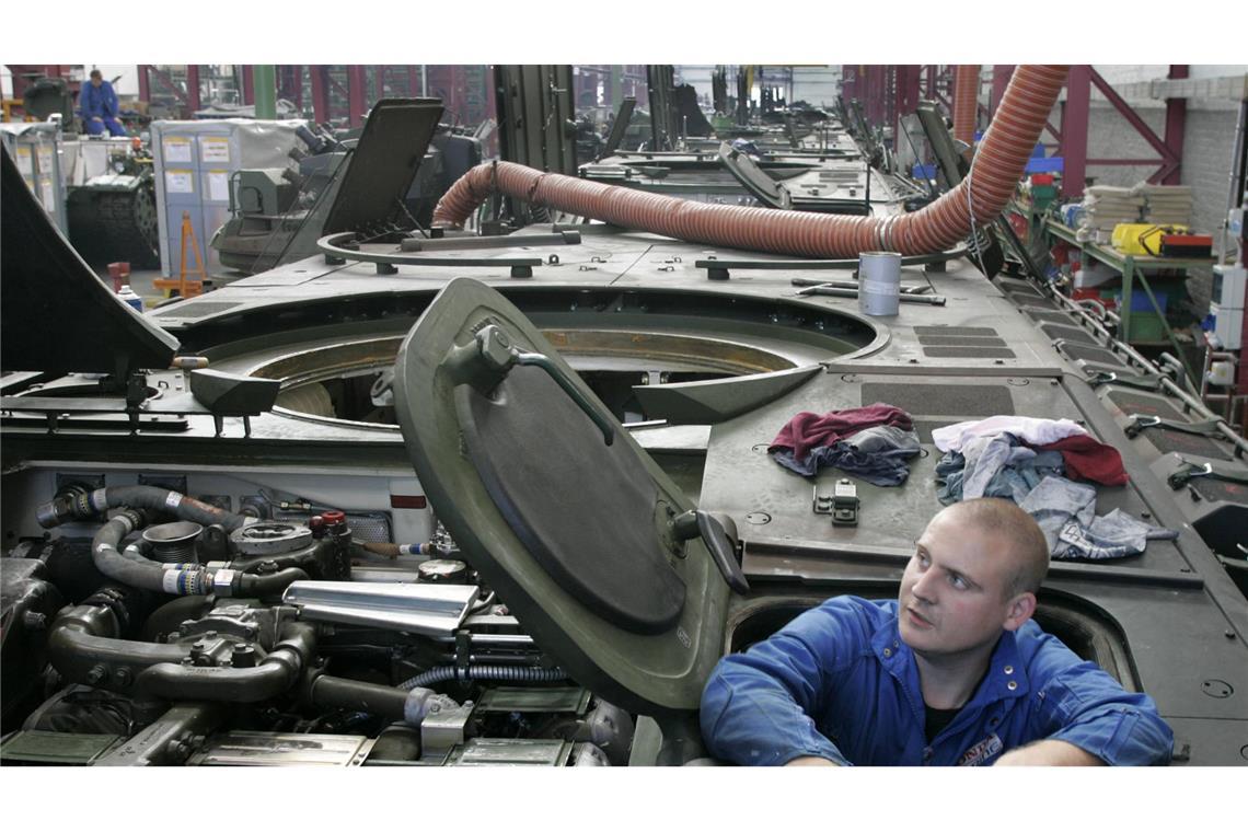 Blick in ein Rheinmetall-Werk in Kassel