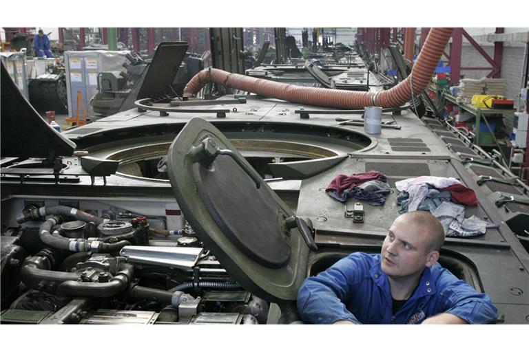 Blick in ein Rheinmetall-Werk in Kassel