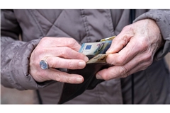 Blickpunkt Rente: Wie viel mehr oder weniger es künftig gibt, entscheidet sich im Bundestag. (Symbolbild)