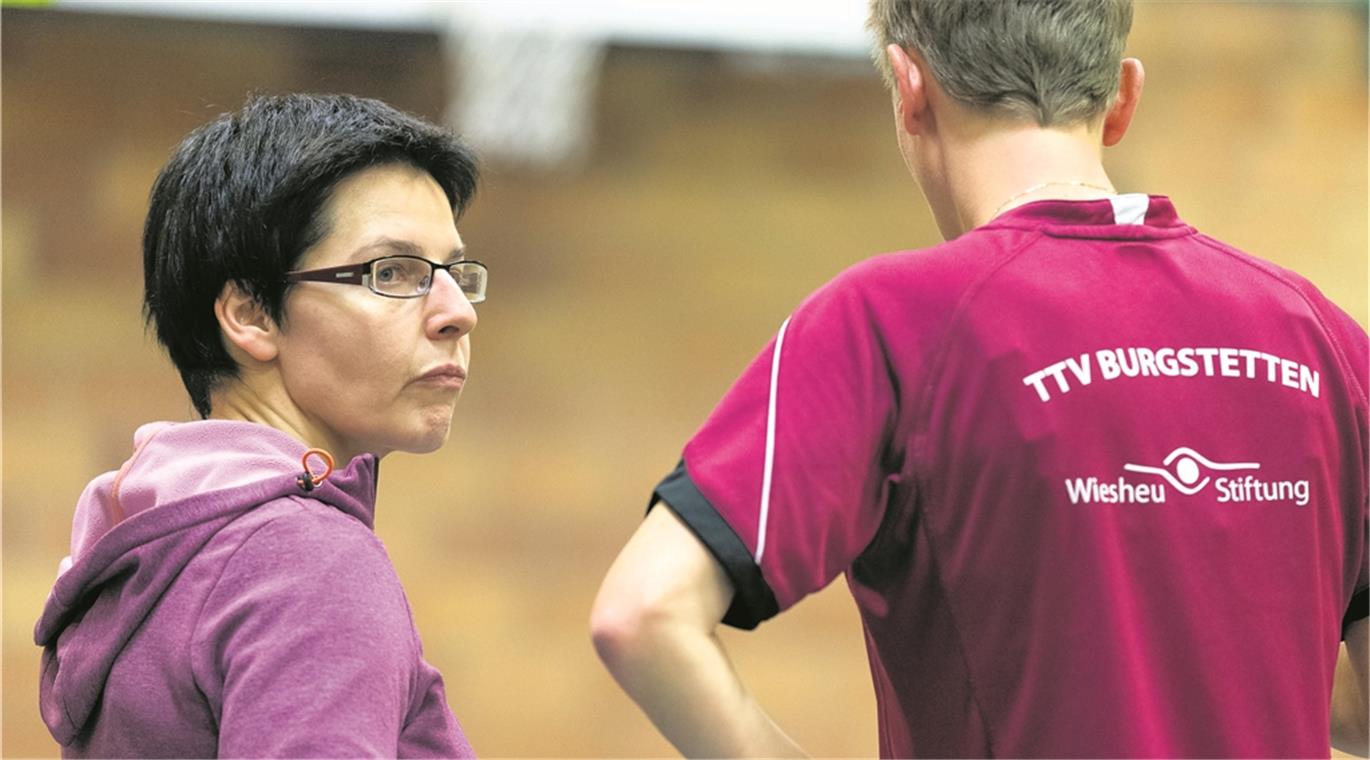 Blickt mit Burgstettens noch punktlosem Frauenteam recht gespannt auf die beiden Heimspiele am Wochenende: Ines Marquardt. Foto: A. Becher