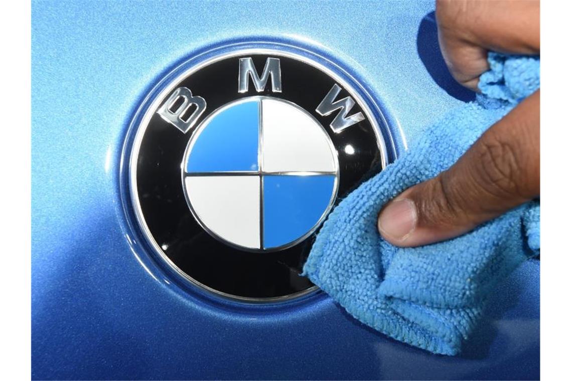 BMW-Absatz bricht um ein Viertel ein