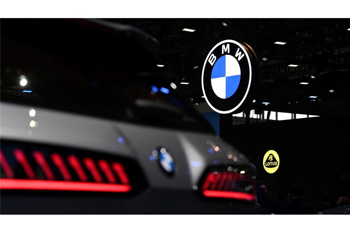 BMW leidet unter ähnlichen Problemen wie die anderen deutschen Autohersteller, kann unter dem Strich aber mehr Geld verdienen. (Archivbild)