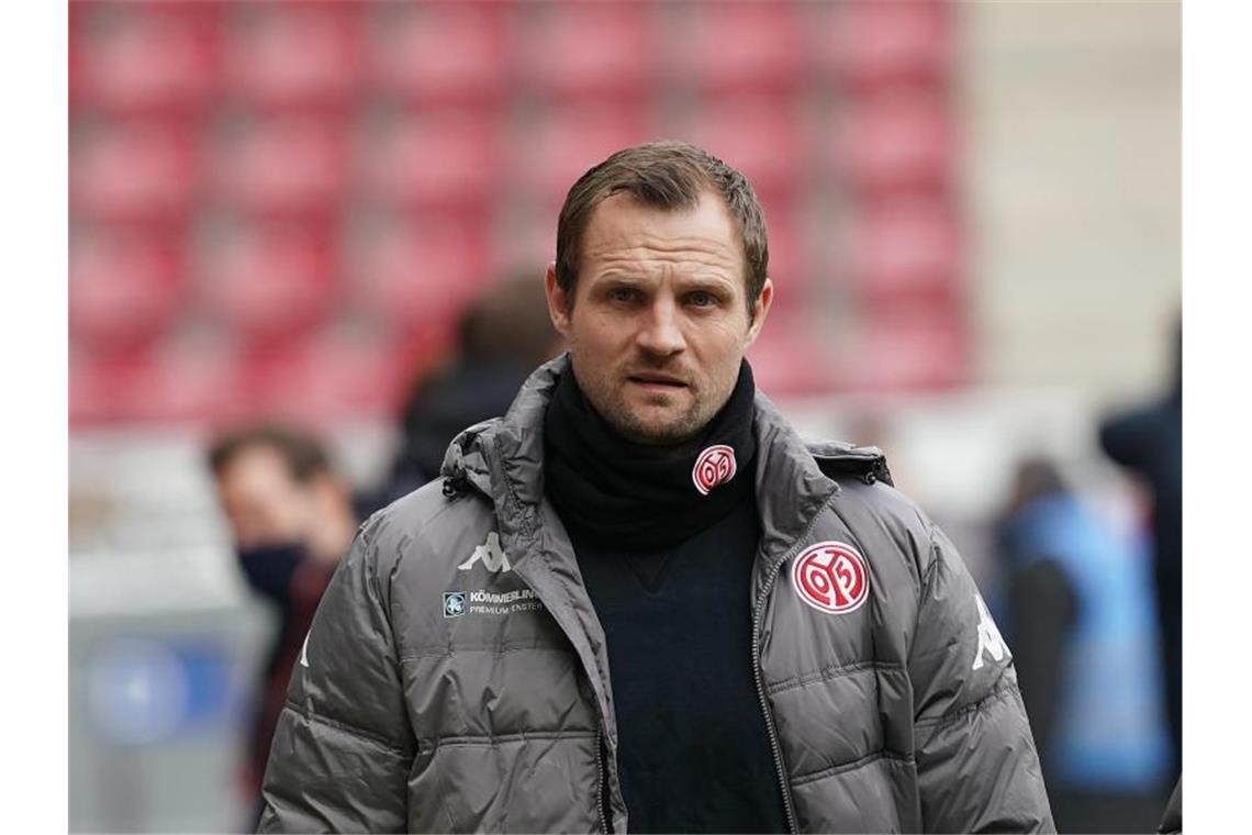 Mainz 05 will Leipzig-Sieg in Stuttgart vergolden Bo Svensson, Cheftrainer beim 1. FSV Mainz 05. Foto: Hasan Bratic/dpa/Archivbild