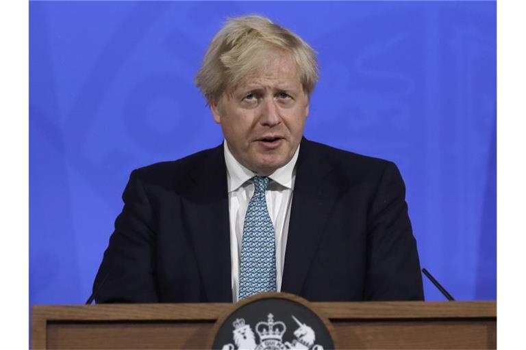 Boris Johnson, Premierminister von Großbritannien, spricht bei einer Pressekonferenz zur Corona-Pandemie. Foto: Matt Dunham/AP Pool/dpa