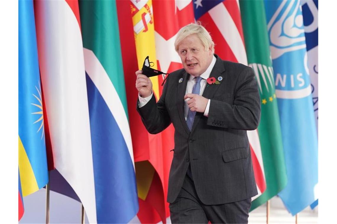 Johnson zur UN-Klimakonferenz: Menschheit liegt 1:5 hinten Boris Johnson, Premierminister von Großbritannien, trifft im Konferenzzentrum La Nuvola zum G20-Gipfel ein. Foto: Stefan Rousseau/PA Wire/dpa