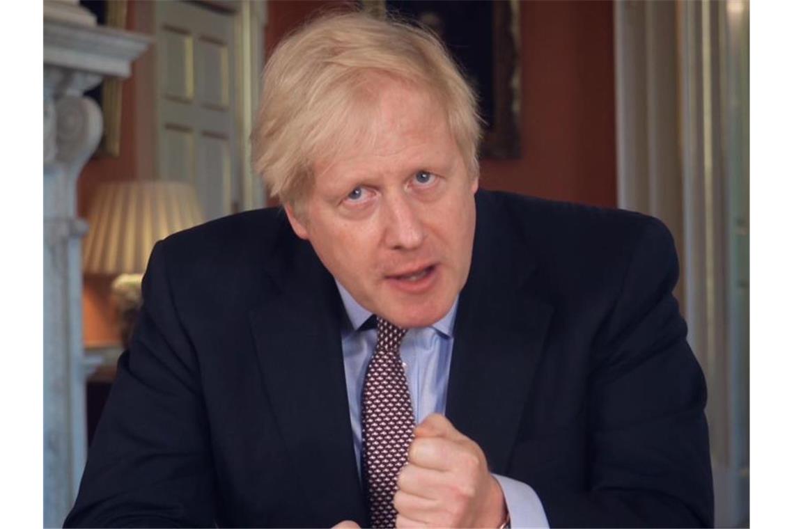 Boris Johnson verkündet in einer Ansprache erste Lockerungen. Foto: Pa Video/Downing Street Pool/PA Wire/dpa