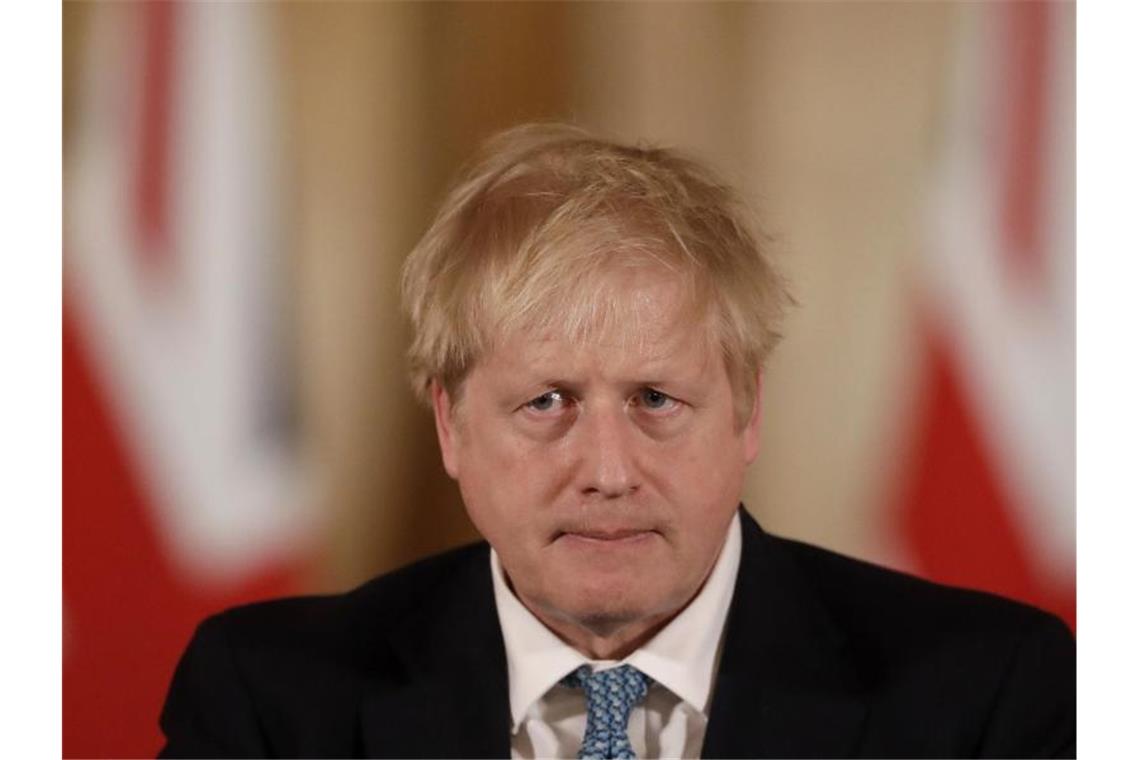 Premier Boris Johnson kehrt ans Regierungsruder zurück Boris Johnson war von Außenminister Dominic Raab teilweise vertreten worden. Foto: Matt Dunham/PA Wire/dpa