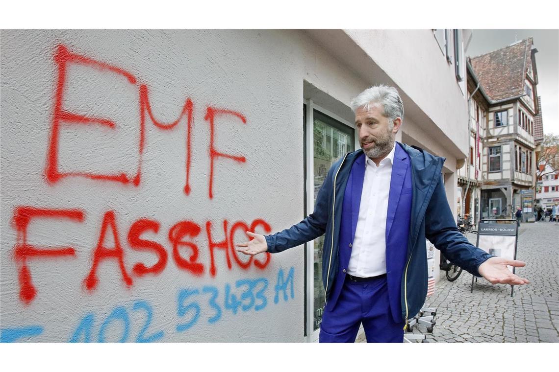 Boris Palmer kann mit den Graffiti-Schmierereien in Tübingen nichts anfangen – und setzt im Kampf gegen die Sprayer auf eine Belohnung als Motivation für Zeugen.