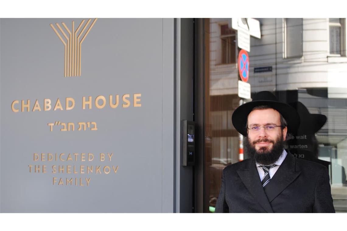 Boruch Ioffe vor dem Chabad-Haus in Wien. Hier trifft sich die jüdische Gemeinde zum Gebet.