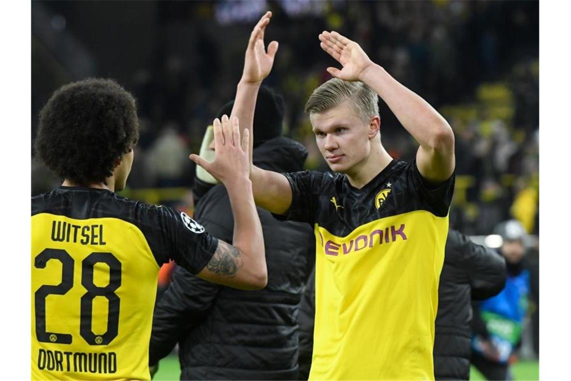 Borussia Dortmund hat ab der Saison 2020/21 zwei Trikotsponsoren. Foto: Bernd Thissen/dpa