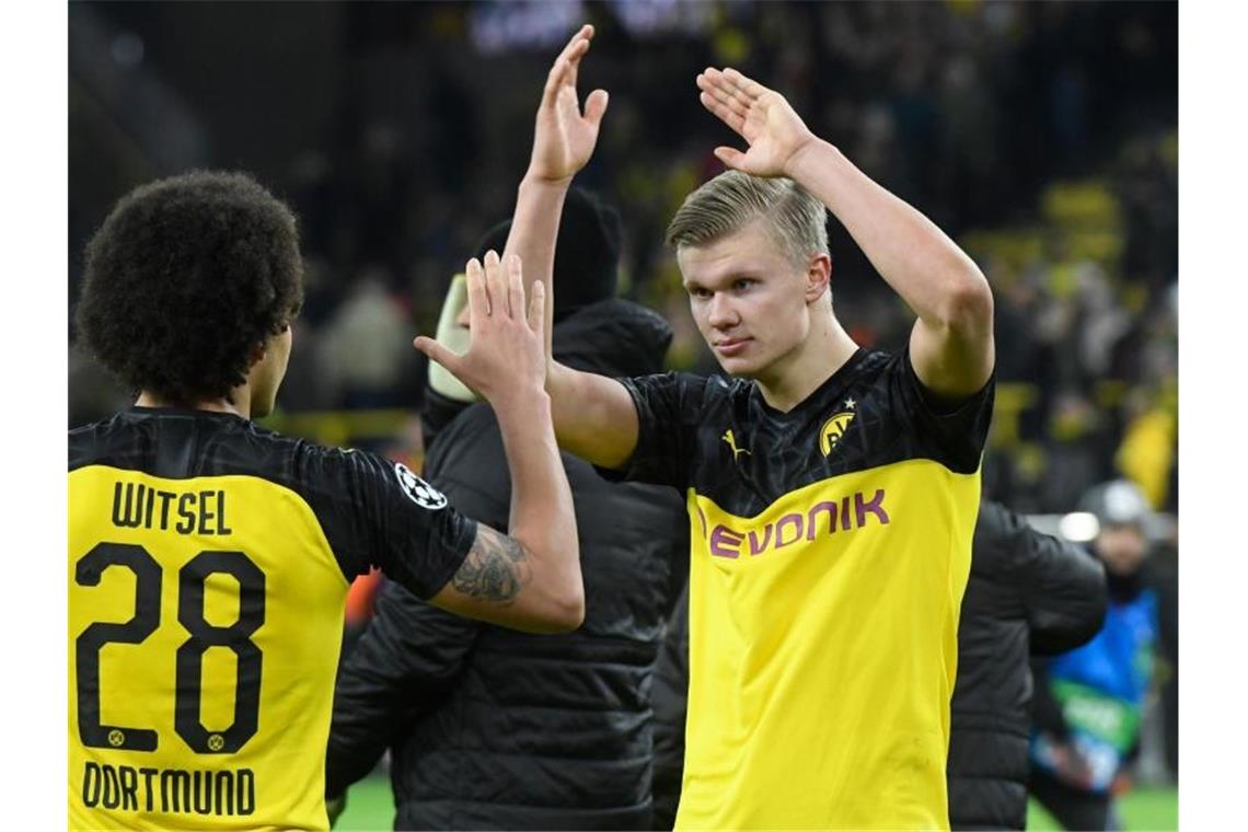 Novum bei Borussia Dortmund: Künftig zwei Trikotsponsoren Borussia Dortmund hat ab der Saison 2020/21 zwei Trikotsponsoren. Foto: Bernd Thissen/dpa