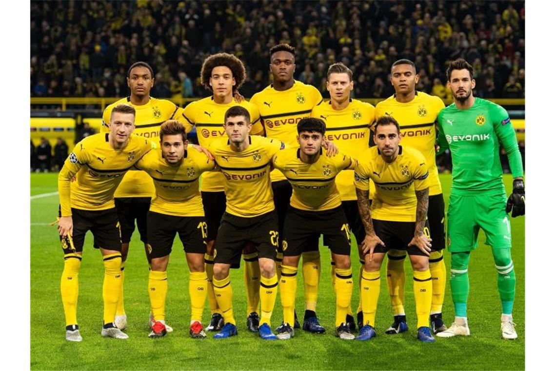 Novum bei Borussia Dortmund: Künftig zwei Trikotsponsoren Borussia Dortmund hat ab der Saison 2020/21 zwei Trikotsponsoren. Foto: Marius Becker/dpa