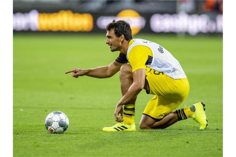 Borussia Dortmund muss im Supercup gegen den FC Bayern München auf Abwehrchef Mats Hummels verzichten. Foto: David Inderlied