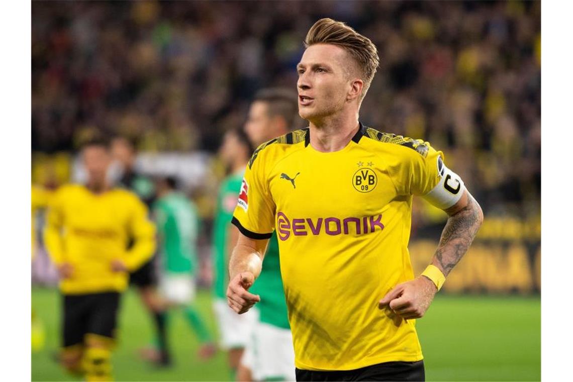 Borussia Dortmund muss weiter auf unbestimmte Zeit auf Marco Reus verzichten. Foto: Marius Becker/dpa